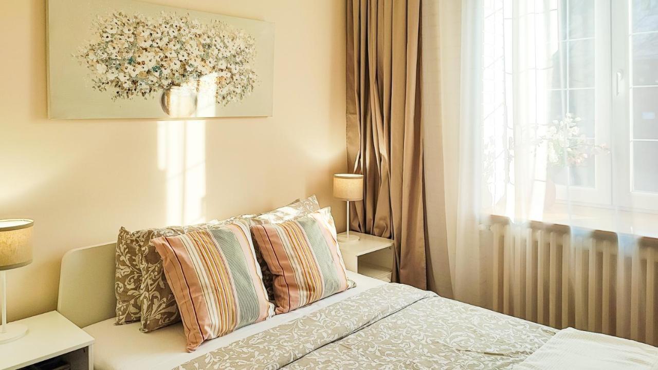 Filinhome Papa Studio 1 Novi Sad Exteriör bild